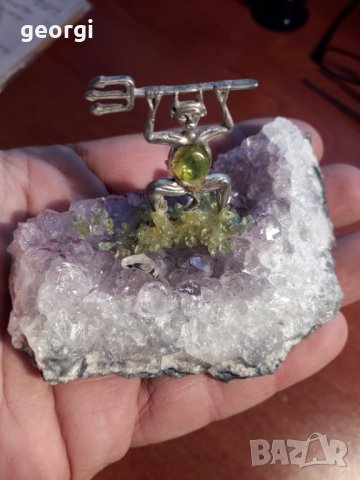 Необработена друза аметист сувенир дяволче  21/1, снимка 5 - Колекции - 31381380