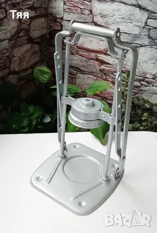 Лостова затварачка за буркани 