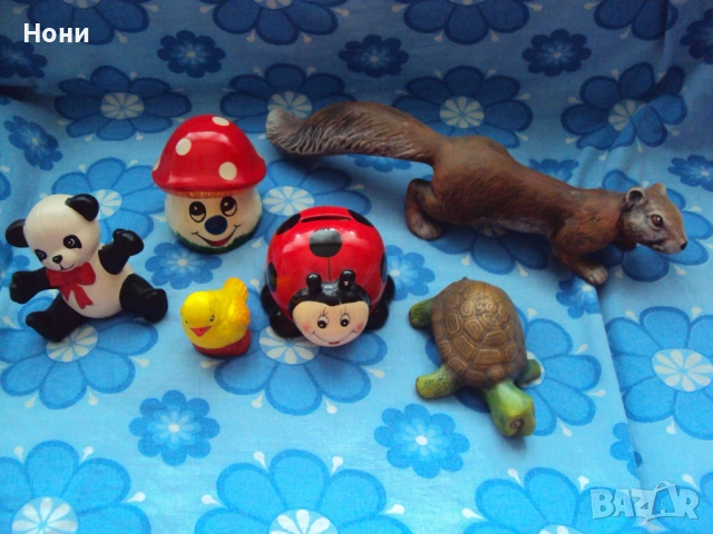 Фигурки за градината керамични