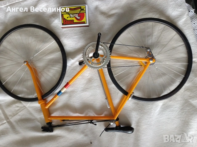 колекционерски модел на велосипед -реплика наTrophee, снимка 3 - Колекции - 54060123