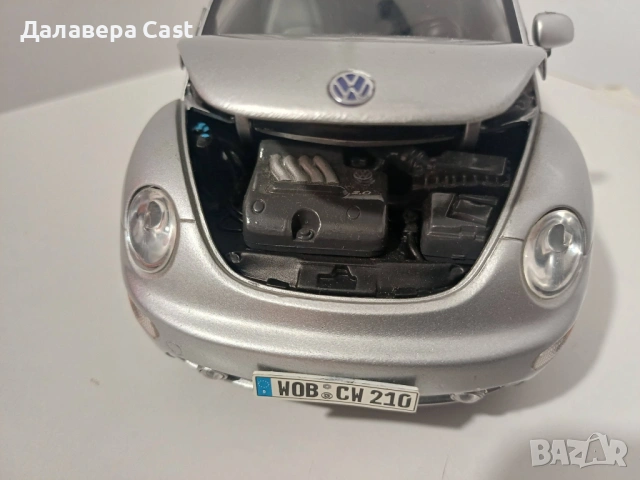 1/18 Volkswagen New Beetle Solido , снимка 10 - Колекции - 54198052