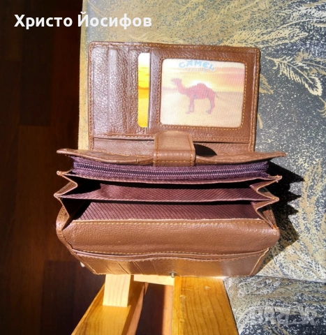 Продавам кожен портфейл CAMEL, снимка 3 - Портфейли, портмонета - 54061904