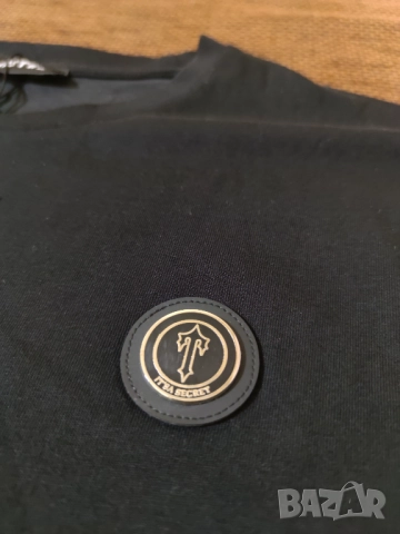 Trapstar Тениска с метално лого черна XL, снимка 2 - Тениски - 52297715