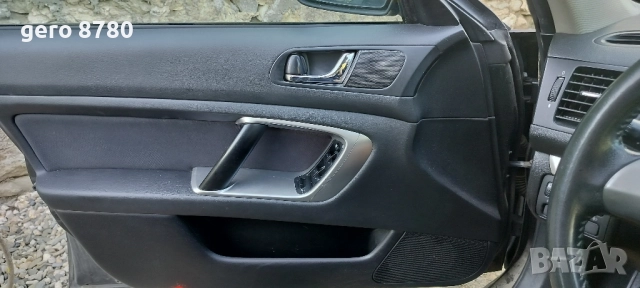 Продавам Subaru Legacy 2.0i, снимка 9 - Автомобили и джипове - 52538594