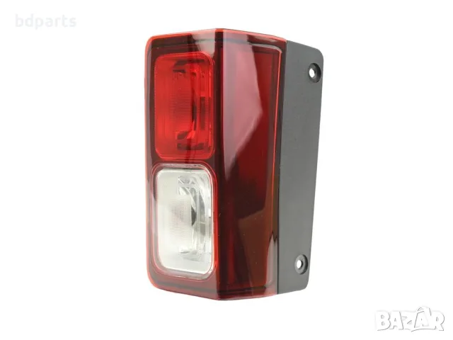Заден ляв халоген, Renault Trafic 3, Opel Vivaro B, Nissan , Fiat, снимка 2 - Части - 56141928