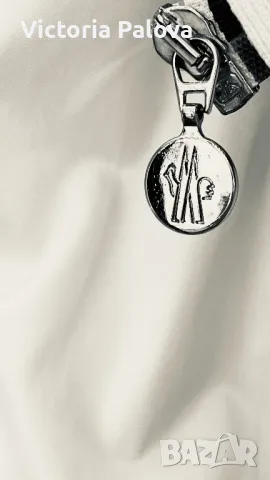 Леко преходно яке бомбър MONCLER оригинал, снимка 4 - Якета - 50084719