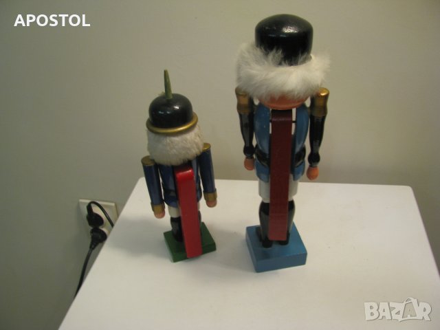 кукла орехотрошачка, снимка 2 - Антикварни и старинни предмети - 39394641