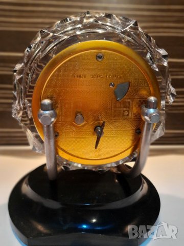 Стар механичен часовник-Маяк, снимка 9 - Антикварни и старинни предмети - 30991541