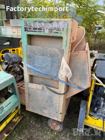 9 броя Пътно-строителни машини, снимка 4 - Индустриална техника - 52181740