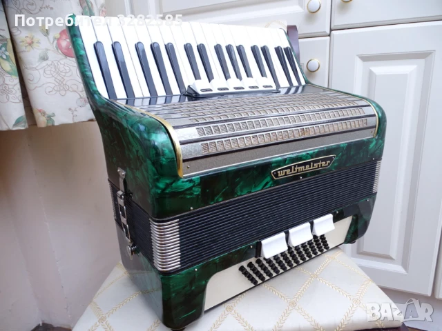 Акордеон Велтмайстер 60 баса, снимка 5 - Акордеони - 51179646