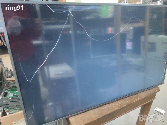 Телевизор Samsung UE49RU8002U На части 