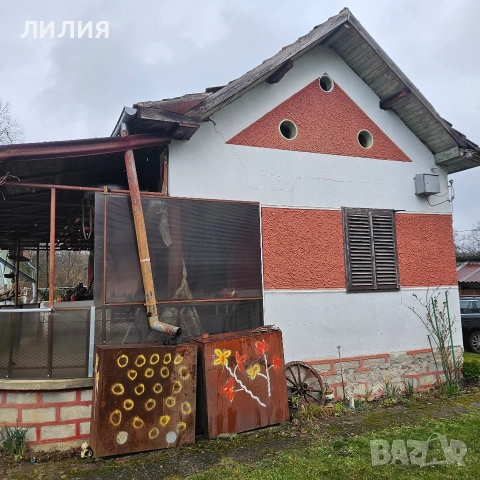 ВИЛЕН ИМОТ, Вачански лозя, м. Янкин връх, снимка 3 - Вили - 53935273