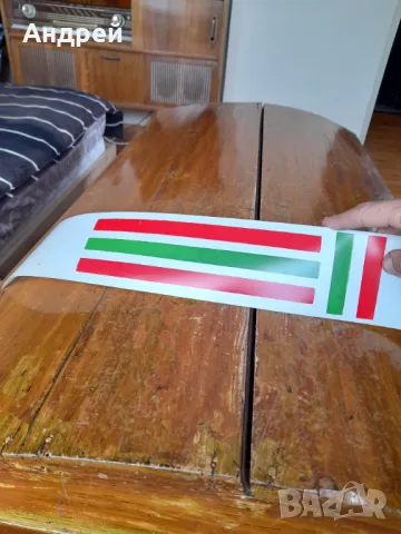 Стар стикер за автомобил Ferrari, снимка 3 - Други ценни предмети - 50423358