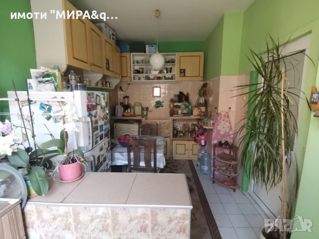 Етаж от къща плюс гарсониера за продажба в кв. Република, гр.Хасково, снимка 8 - Етаж от къща - 53005759