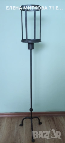 Висок свещник от ковано желязо