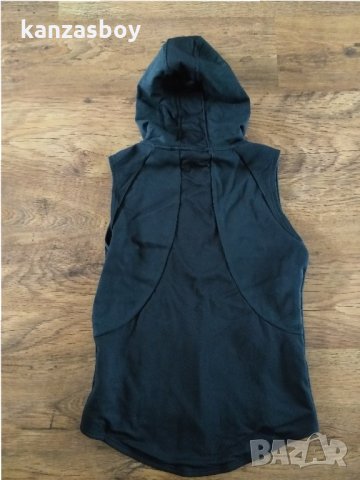  PUMA Transition Vest - страхотен дамски елек КАТО НОВ, снимка 11 - Елеци - 32004064