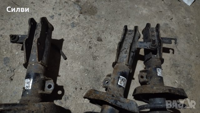 Ляв Макферсон за Опел Инсигниа А 08-17г. от Opel Insignia A амортисьор пружина, снимка 12 - Части - 44342142