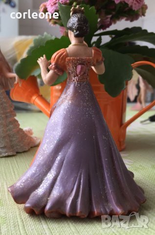 Фигурки на фирма PAPO височина 11-13 см. Булка принцеси, снимка 9 - Колекции - 40305681