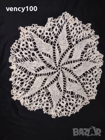 Покривки и подложки, плетени на една кука, снимка 5 - Декорация за дома - 52864813