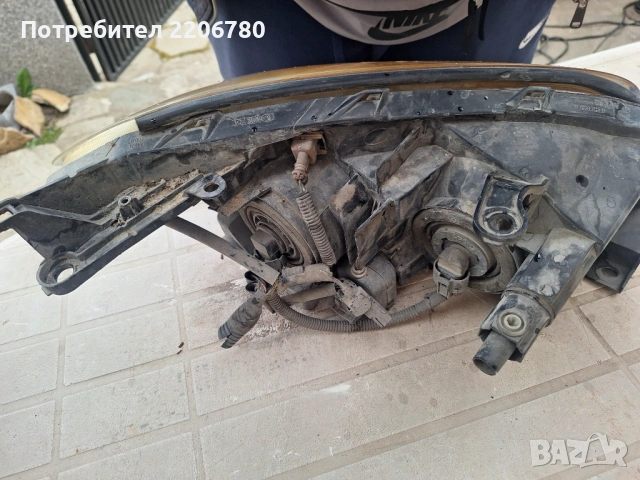 Ляв Фар тойота рав 4, снимка 6 - Части - 53604130