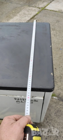 Шкаф за двойна прахосмукачка на самообслужване, снимка 4 - Други машини и части - 54093391