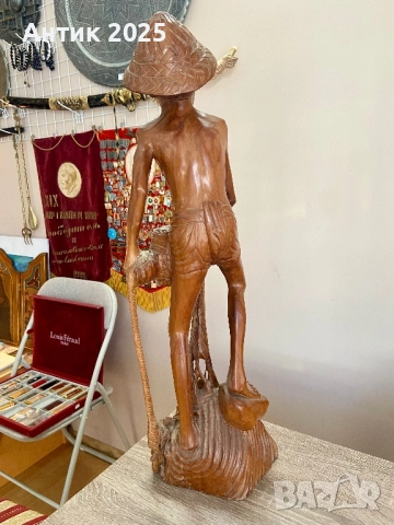 Винтидж резбована скулптура от тиково дърво — рибар с мрежа, снимка 3 - Антикварни и старинни предмети - 52937313