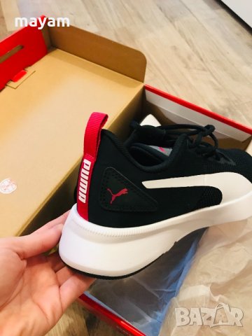 Дамски маратонки Пума, снимка 3 - Маратонки - 32102340