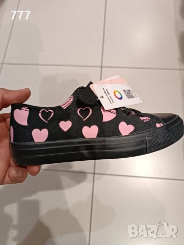 детски обувки 