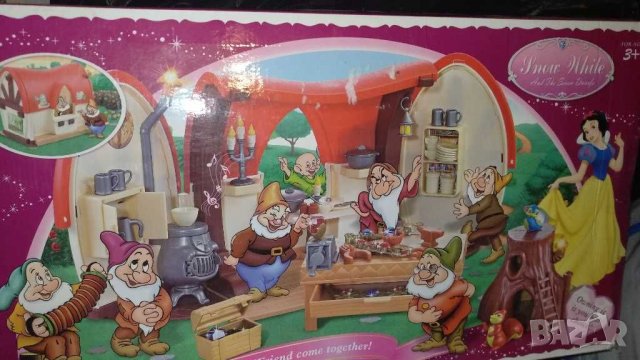 Намалена! Къща на Снежанка и седемте джуджета\в комплекта са само 2\