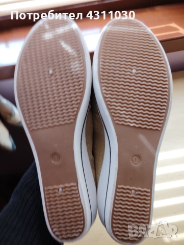 Златисти спортни балеринки Laura Torelii , снимка 7 - Маратонки - 53808429