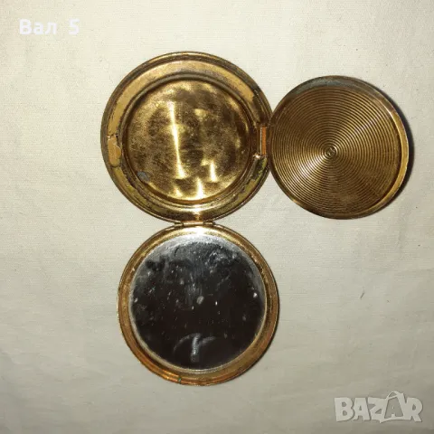 Стара бронзова пудриера, снимка 3 - Антикварни и старинни предмети - 48028871