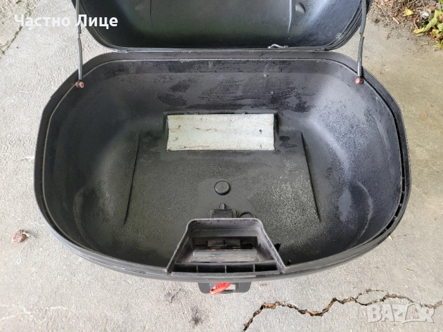 Куфар за мотор Givi Simply от Yamaha Majesty, снимка 5 - Мотоциклети и мототехника - 51633518