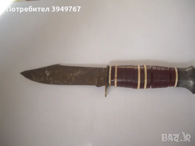 Красив стар нож.