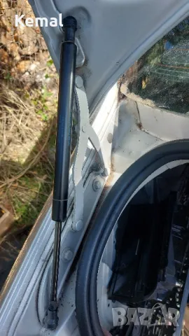 Амортисьори за багажник бмв е46, снимка 2 - Части - 47592920