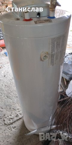 Бойлер 80 лт. Работещ , снимка 2 - Бойлери - 42090405