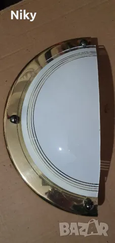 Нощна лампа за стена 