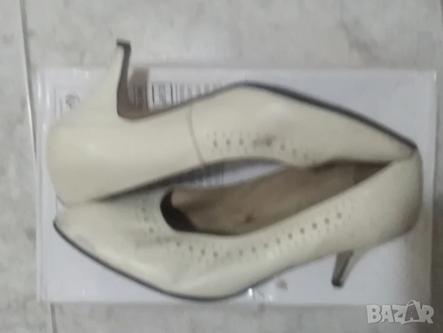 Дамски обувки , снимка 2 - Дамски елегантни обувки - 52556863