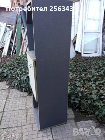 Висок шкаф. Обзавеждане, снимка 3 - Шкафове - 49067371