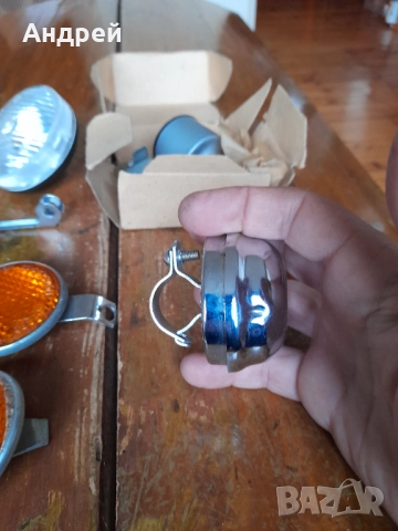 Стар комплект за велосипед,фар,динамо,звънец,светлоотразители, снимка 3 - Други ценни предмети - 52147275