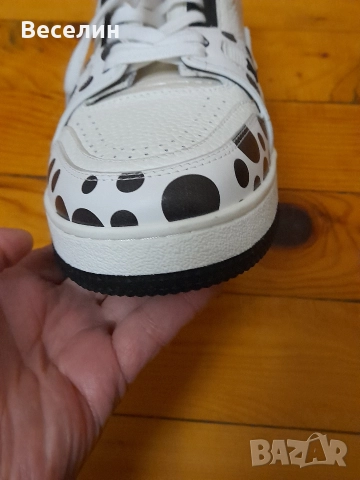 Маратонки LOUIS VUITTON , снимка 4 - Маратонки - 52938893