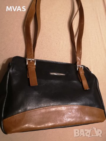 Нова чанта черно кафява кожена дамска за рамо среден размер, снимка 3 - Чанти - 36860152