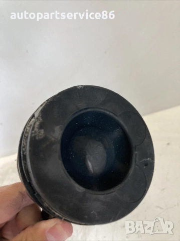 Бутало с биела за KIA Cerato 1.5 CRDi (2004), снимка 2 - Части - 53255135