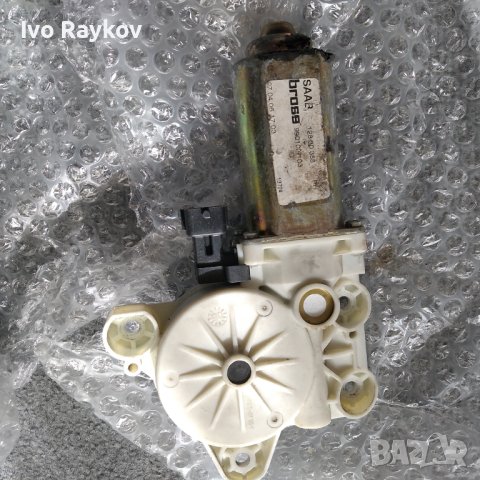 Стъкло-повдигач за СААб 93 ,кабриолет 12830388