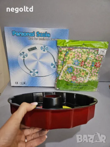 НОВИ! КОЛЕДНА ПРОМОЦИЯ! Електронен кантар за хора + форма за кекс+ комплект ръкохватка и престилка, снимка 2 - Съдове за готвене - 48100181