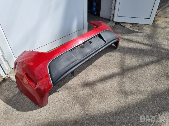 Задна броня Тойота Аурис 2 (2012-2015)