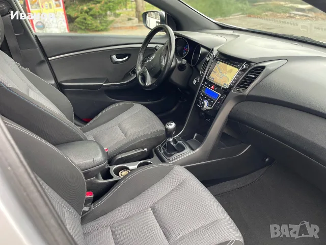 Хюндай I 30 Exclusive, снимка 5 - Автомобили и джипове - 56437425
