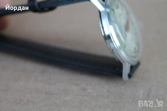 Швейцарски мъжки часовник ''Geneva Sport'', снимка 4 - Мъжки - 52723966