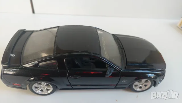 Mustang GT 1/24 MAISTO, снимка 6 - Колекции - 56058411