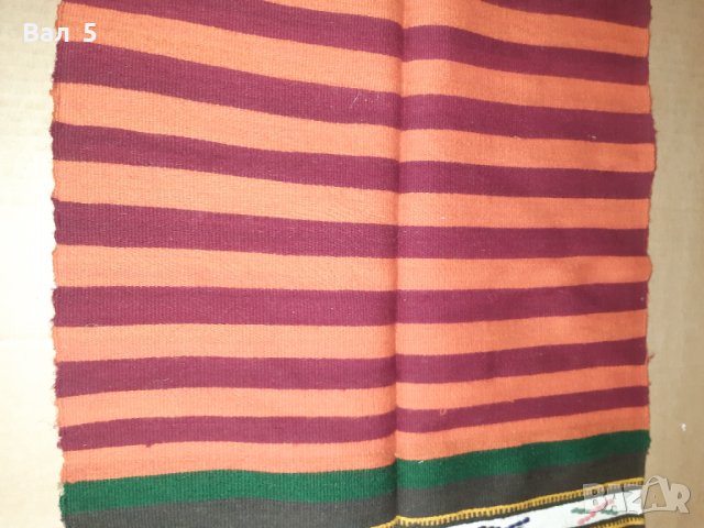 Автентична тъкана престилка , носия, снимка 3 - Антикварни и старинни предмети - 39728369