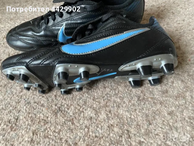 Бутонки, снимка 3 - Детски маратонки - 49779356